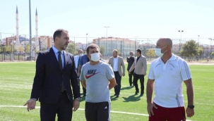 Yılmaz, İBB Müjdat Gürsu Spor Tesisinde İncelemelerde Bulundu