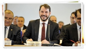 Bakan Berat Albayrak istifa ettiğini duyurdu