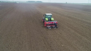 Silivri Belediyesi'nin Çiftçiye Tohum Desteği Çalışmaları Devam Ediyor