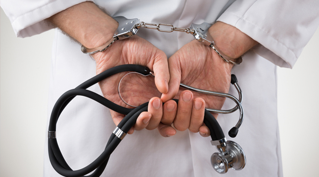 Silivri'de görevli bir doktor gözaltına alındı
