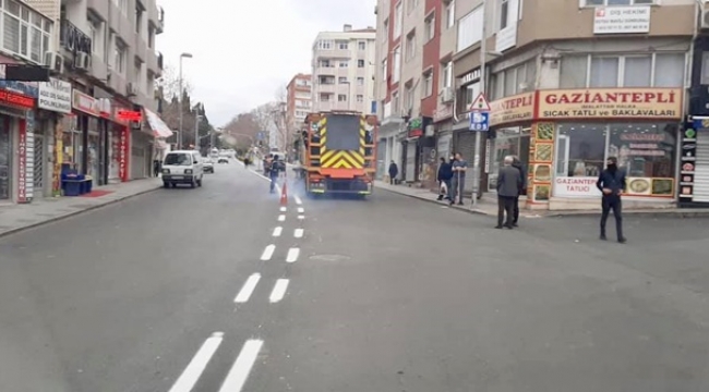 İBB'den asfalt seriminin ardından yol çizgisi çalışması