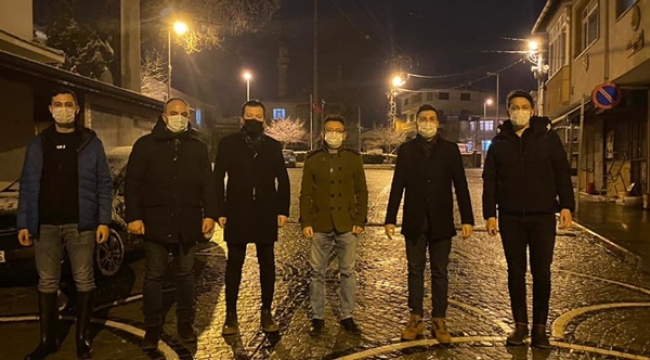 CHP'liler, Gazitepe ve Kadıköy'de kar mesaisi yaptı