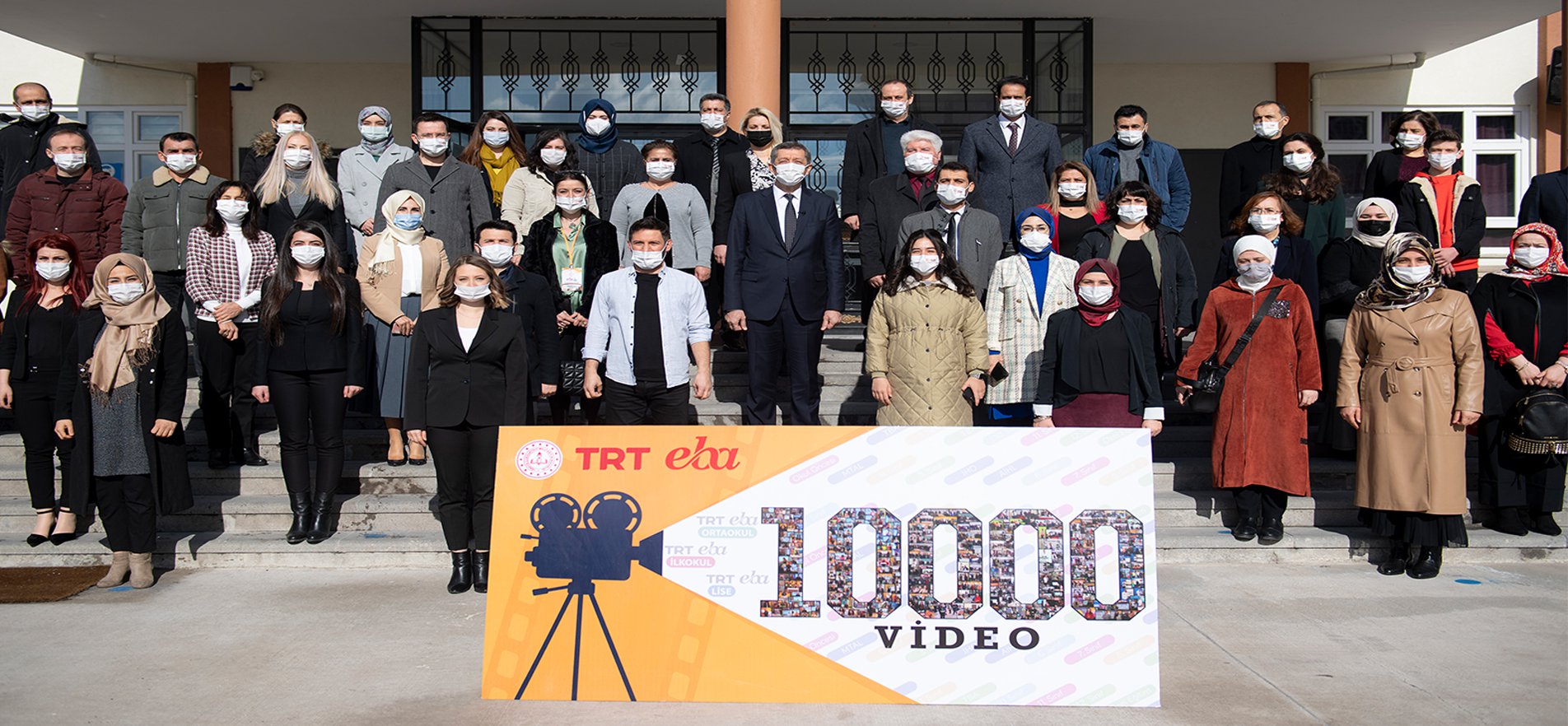 Eba TV Öğretmenleri 10 Ayda 10.000 Ders Videosu İle Rekora İmza Attı