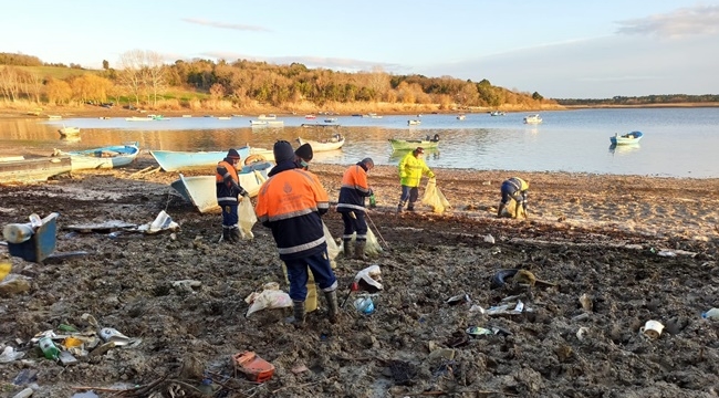 İBB Ekipleri, Baraj Havzalarından 40 Ton Atık Çıkardı