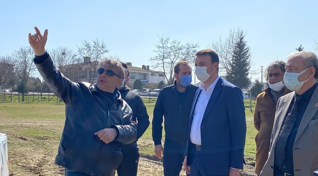 AK Parti'nin gayretleri Değirmenköy'e "futbol sahası" kazandırıyor