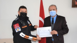 Silivri Kaymakamı SAK ekibine başarı belgesi verdi