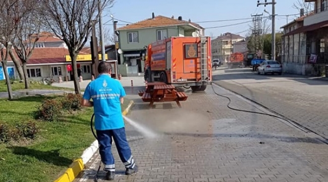 Silivri Kadıköy'de İBB'den dip köşe temizlik çalışması
