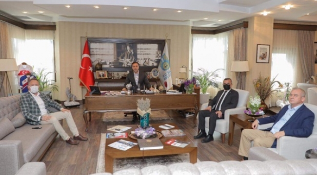 AK Parti'nin Tekirdağ ve Çorlu Teşkilatından Yılmaz'a Ziyaret