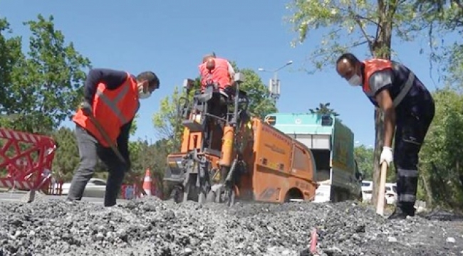 İBB Ekiplerinden Yollardaki Kara Noktalara Operasyon