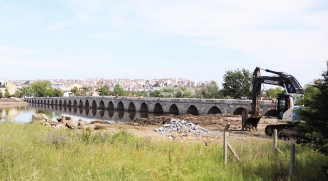 "Mimar Sinan Köprüsündeki Restorasyon Süreci, Kamuoyunu Dışlayan Biçimde Yürütüldü"