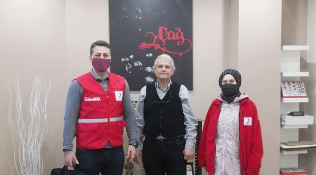 Silivri'deki Çağ Kabara fabrikasından Filistin için Türk Kızılay'ına destek