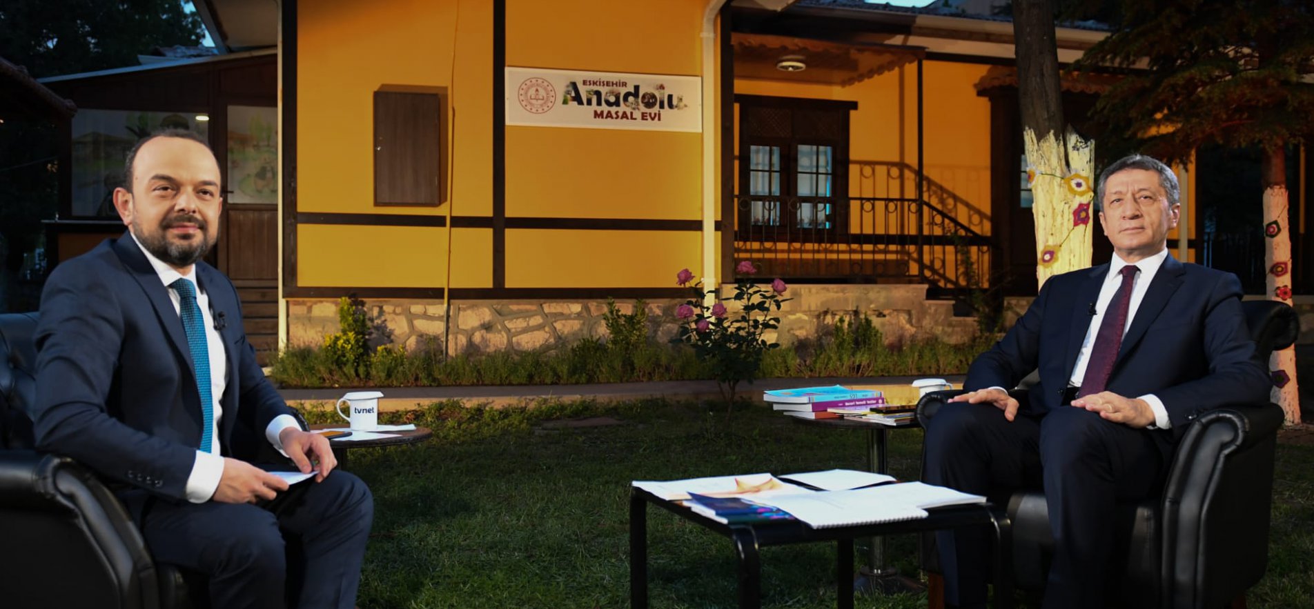 Bakan Selçuk, Eğitim Gündemindeki Merak Edilen Soruları Canlı Yayında Yanıtladı