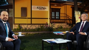 Bakan Selçuk, Eğitim Gündemindeki Merak Edilen Soruları Canlı Yayında Yanıtladı