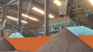 İBB, Organik Atıklardan Toprağı Besleyen Kompost Üretiyor