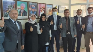 Yılmaz, Afyonkarahisar'ın Güney beldesi belediye seçimlerinde sandık başındaydı