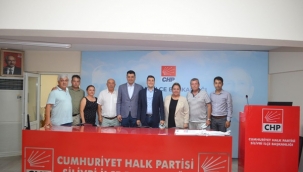 Esen'den "Adım Adım İktidara" Yürüyüşünde Milletvekilli Saha Çalışması