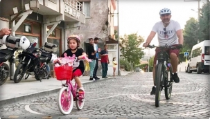 6 Yaşındaki Elif Duru Bisiklet Turuna Damgasını Vurdu