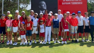 Silivri'deki, Çocuk Golfçüler Zafer Bayramı Turnuvası'nda Ödüllendirildi