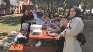 TÜGVA'lı Gençler Sabah Kahvaltısında Buluştu