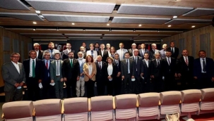 Esen, Kılıçdaroğlu'nun da katıldığı ilçe başkanları toplantısındaydı