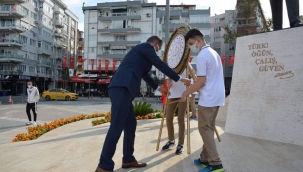 İlköğretim Haftası Silivri'de Çelenk Sunumuyla Başladı