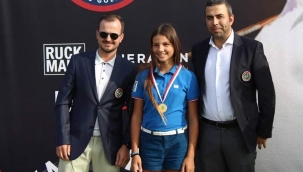 Kulüp Şampiyonası'nda mücadele eden çocuk golfçüler ödülendirildi