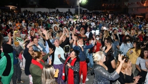 Silivri'de Dokuz Sekizlik Muhteşem Roman Gecesi