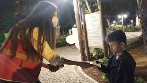 Silivri Genç Kızılay Gönüllüleri Çocularla Birlikte Kitap Okudu