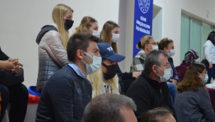 CHP'liler, Çağrıbey Voleybol Takımını Desteklemek Üzere Tribündeydi