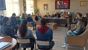 Lions'un aday öğretmenleri özel öğrencilerin atölye çalışmalarını inceledi