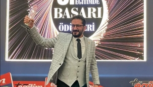 Çizgi Yazılım Anadolu Lisesi, Geleceğin Eğitim Kurumu Ödülü Aldı
