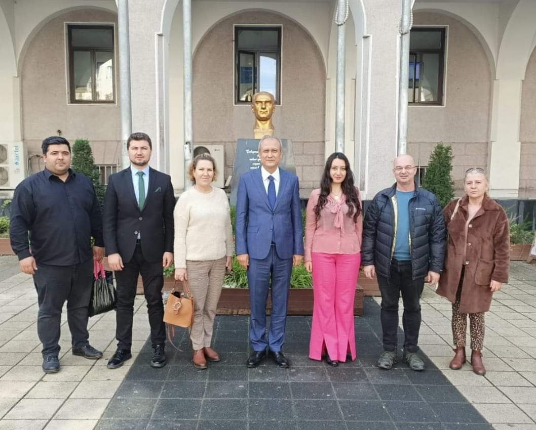 Silivri'nin yerel basın mensupları Kaymakam Partal'ı Bursa'da ziyaret etti