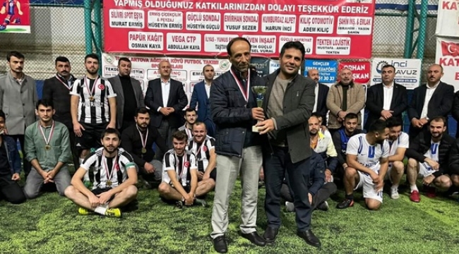 Tokatlı şehit Sefa Fındık anısına Silivri'de futbol turnuvası düzenlendi