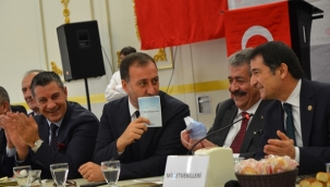 Yılmaz: "Müteahhitler adeta Silivri Belediyesi'nden iş alabilmek için yarışıyorlar"