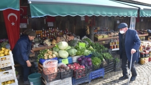 Silivri Köy Pazarı Vatandaşı Ucuz Gıda İle Buluşturuyor