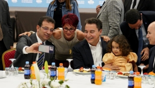 Babacan ve İmamoğlu Deva Partisi İftarında Buluştu