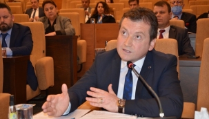 Balcıoğlu, Nisan Ayı Meclisi'nde önemli tarihlere dikkat çekti