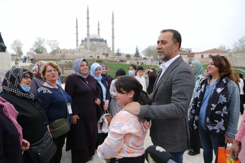 Başkan Yılmaz Kadınlar İle Edirne'yi Gezdi
