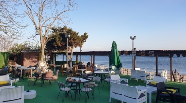 Kıyı Cafe Restaurant Selimpaşa sahilinde hizmete açıldı