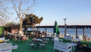Kıyı Cafe Restaurant Selimpaşa sahilinde hizmete açıldı