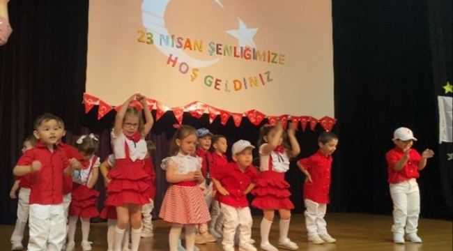 Maşalacı'nın Minik Öğrencileri 23 Nisan'ı Coşkuyla Kutladı
