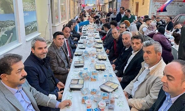 Silivri Belediye Meclis Üyeleri, Gönül Sofralarında Vatandaşlarla Buluşuyor