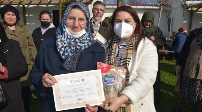 Silivri Belediyesi 'Sebze Yetiştiriciliği' Kursu Düzenledi