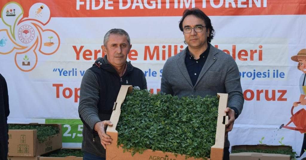 Silivrili Çiftçilere Yerli ve Milli Fideler Dağıtıldı