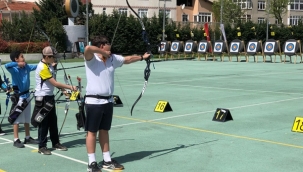 Silivrili okçu Karan, Mersin'de yapılacak Okullar Arası Türkiye Şampiyonasına hazırlanıyor