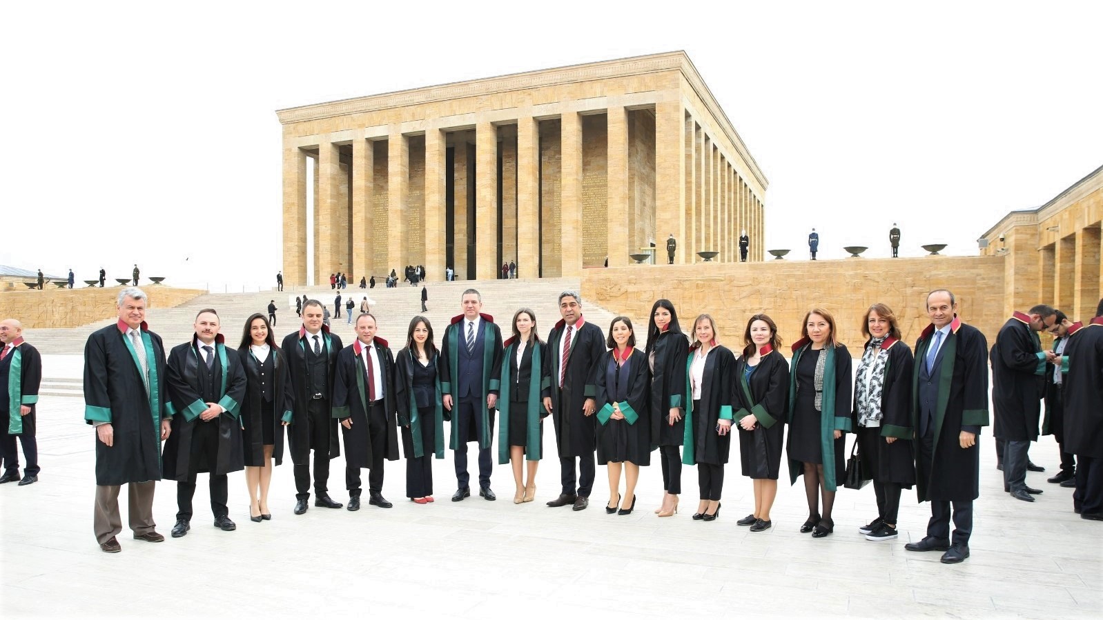 Türkiye Barolar Birliği, Avukatlar Günü'nde Ata'nın Huzurunda
