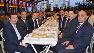 Ülkücüler İftar Sofrasında Buluştu