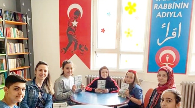 İmam Hatip öğrencileri, Figen Yaman Coşar'ın kaleme aldığı "Masal İstanbul" kitabını okudu