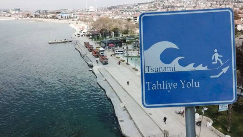 İstanbul Sahillerine 100 Tsunami Tabelası