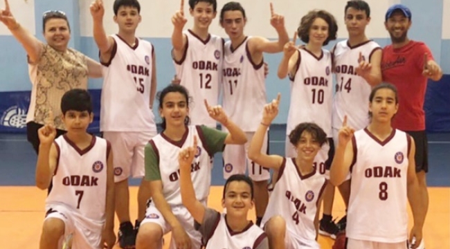 ODAK öğrencileri İlçe Basketbol Şampiyonasında Birinci ve İkinci Oldu